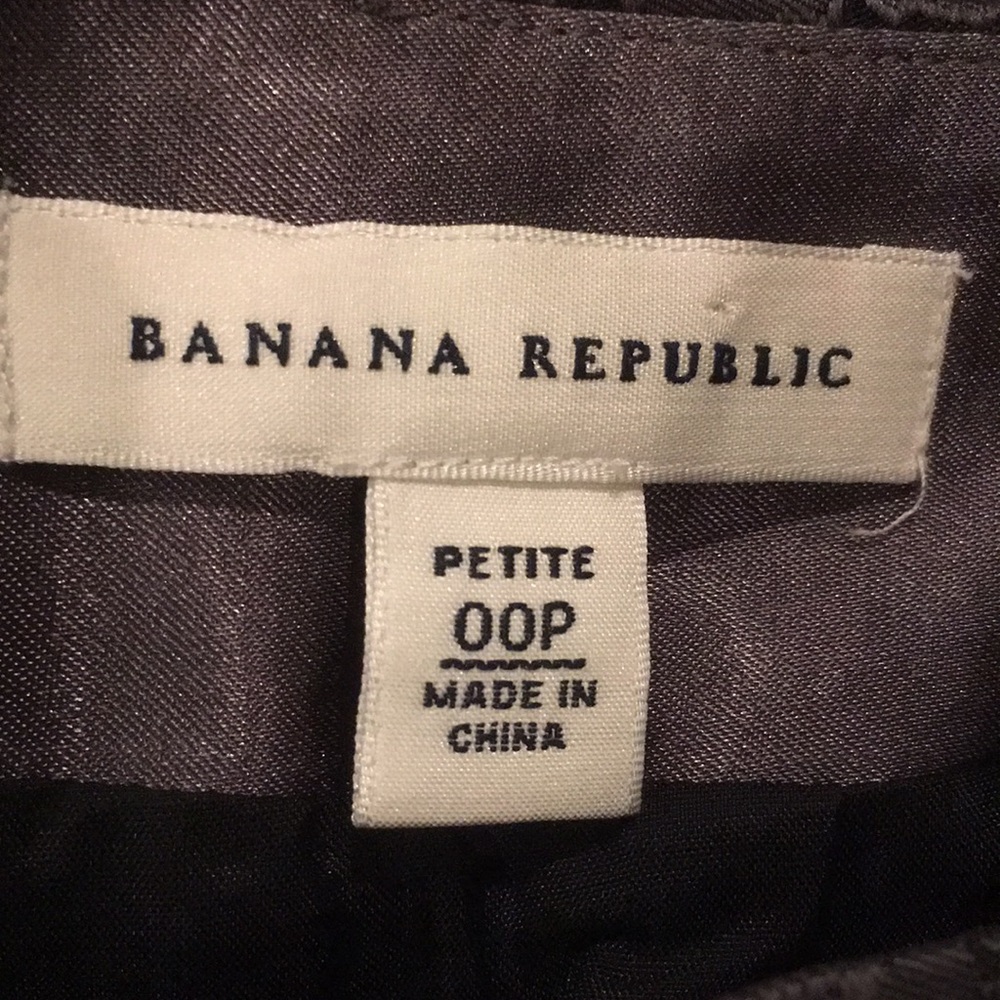 Banana Republic pencil skirt - Picture 5 of 5